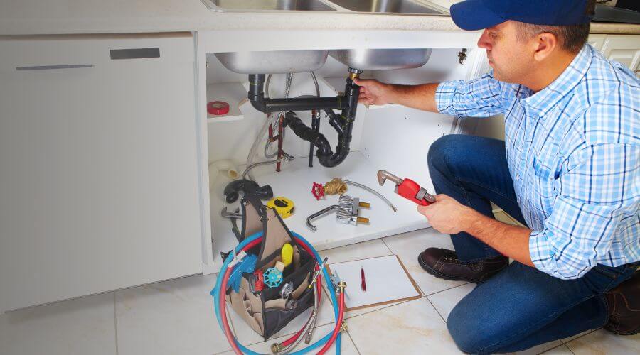 Expert burst pipe repair services in Brandt, SD